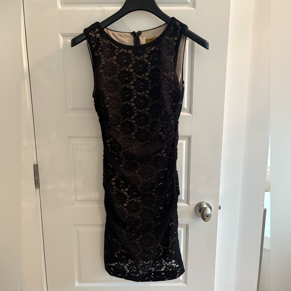 Nicole Miller Elegant Black Lace Cocktail Dress